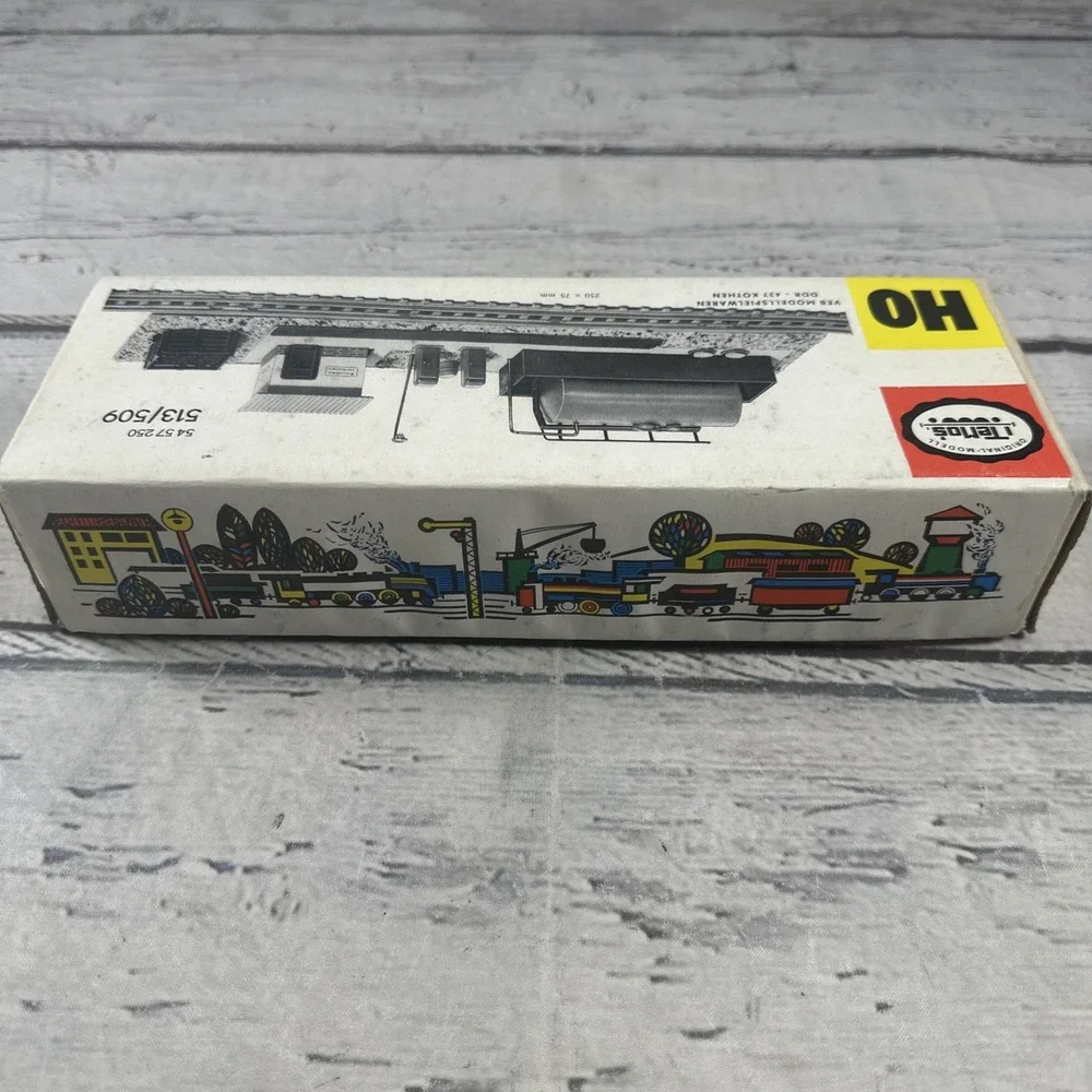 Vintage TeMos 513/00509 H0 DDR Diesel Fueling Station 1:87 Original Box